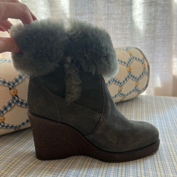 New Emu Australia Heighton Gray Suede & Shearling Boots Size 7 Water Resistant - Picture 3 of 6